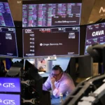 Stocks Tumble in US and Asia Over Trump Tariff Concerns Amid Growing Trade Uncertainty