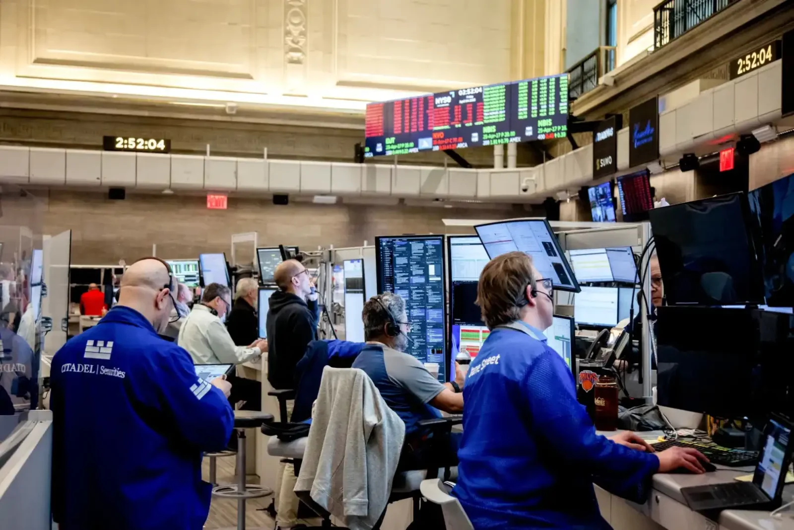 US Bond Market Turbulence: Investors Struggle Amid Tariff Pause and Global Market Shocks