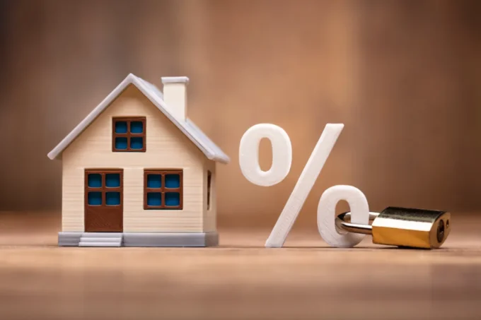 Iran War Keeps Mortgage Rates Stuck Above 6% as Spring Homebuying Season Hangs in the Balance