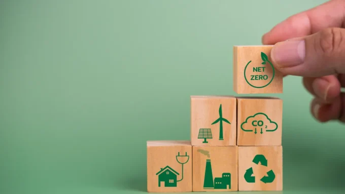 Expo City Dubai issues the UAE's first Green Licences to sustainable businesses, supporting environmentally responsible innovation and green economic growth.