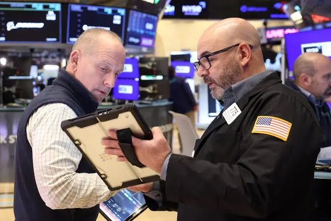 Investors withdraw US$7.3 billion from U.S. equity funds ahead of major Big Tech earnings results amid cautious market sentiment