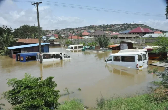 The United Arab Emirates sends urgent humanitarian relief to Ghana as severe flooding increases casualties, supports affected communities, and strengthens emergency disaster response efforts