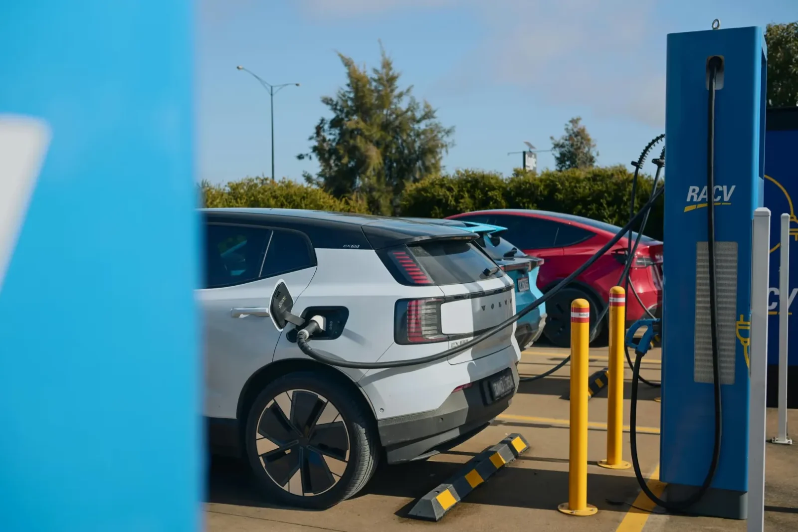Europe's electric-car market reaches a 25.7% battery-electric vehicle share in July as EV adoption accelerates across the region.