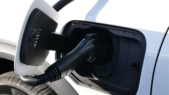 Ireland launches an EV flexibility trial that rewards drivers for smart charging and helps integrate electric vehicles into the national electricity grid.