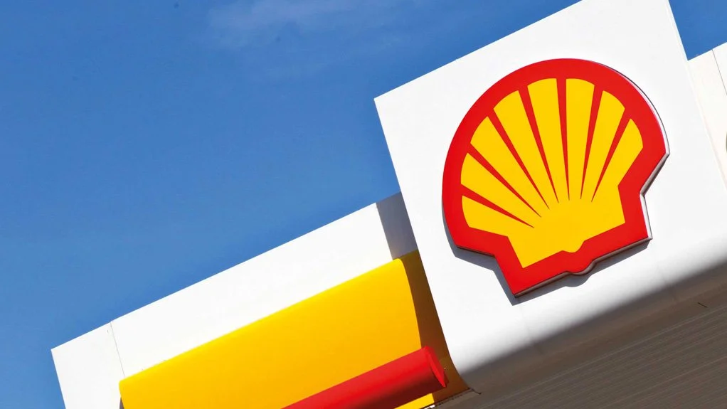 South Africa’s top court halts Shell’s Wild Coast exploration, highlighting environmental protection, offshore oil and gas development, coastal communities, and energy policy