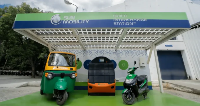 SUN Mobility launches a battery swapping ecosystem in Kenya to support electric mobility and make EV charging faster and more accessible.