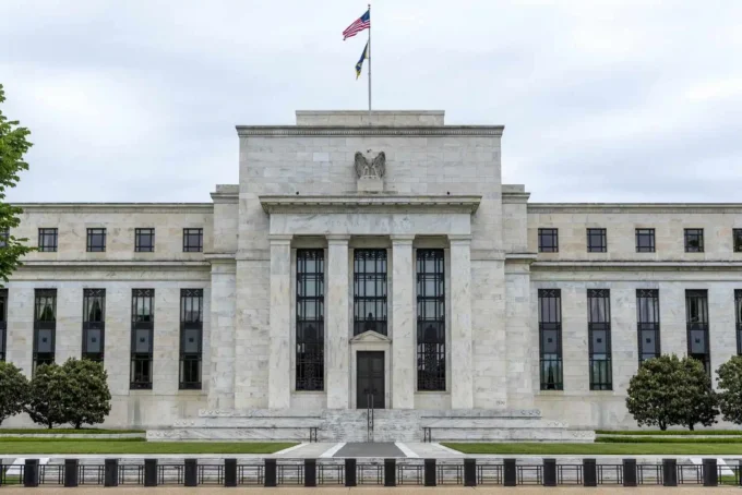 U.S. national debt tops $40 trillion as interest costs surge, increasing pressure on government finances, Treasury markets, borrowing costs, and fiscal policy