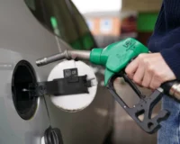 UK fuel prices surge as Middle East oil risks return, highlighting petrol prices, crude oil markets, energy costs, supply risks, and inflation