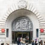 UK investors shift to bonds as budget uncertainty grows, highlighting government bonds, fixed-income investment, market sentiment, and UK financial markets